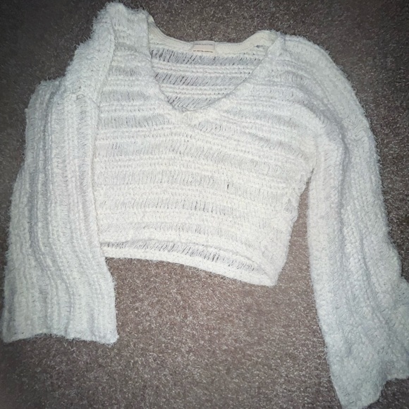 White Urban Outfitters Long Sleeve - Picture 1 of 4